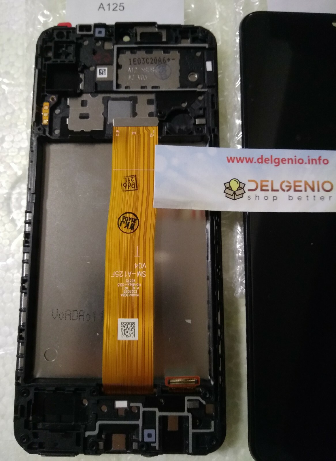 Display LCD Originale Touch Screen Frame per Samsung Galaxy A12 SM-A125FN Nero - immagine 2